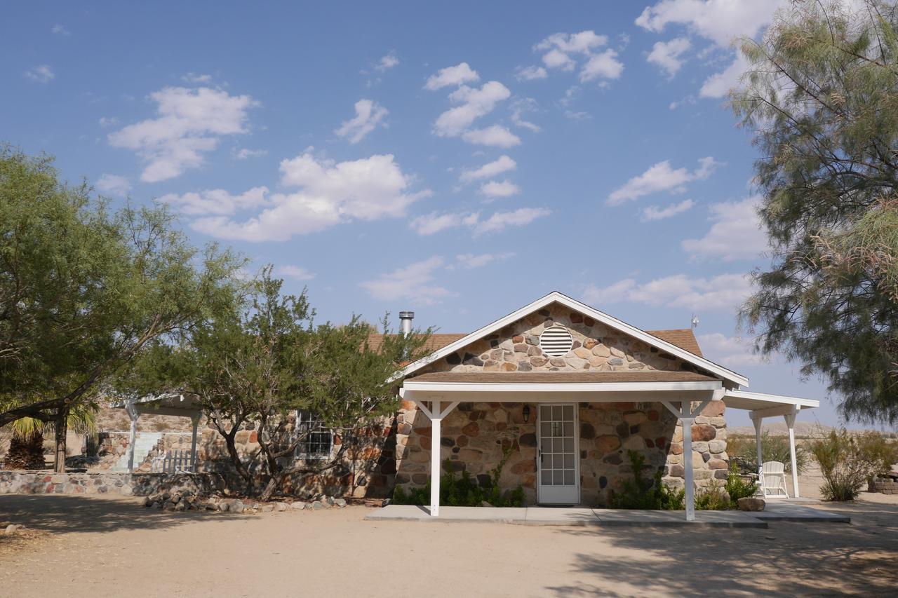 Campbell House Hotel Twentynine Palms Exterior photo