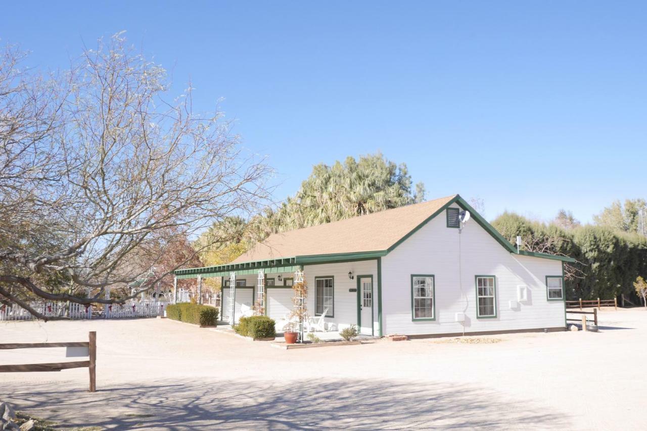 Campbell House Hotel Twentynine Palms Exterior photo